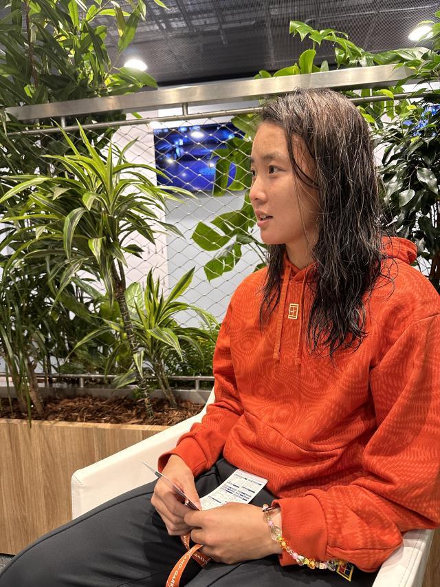 开云-张奔斗：没教练的袁悦，一个月试了5个教练