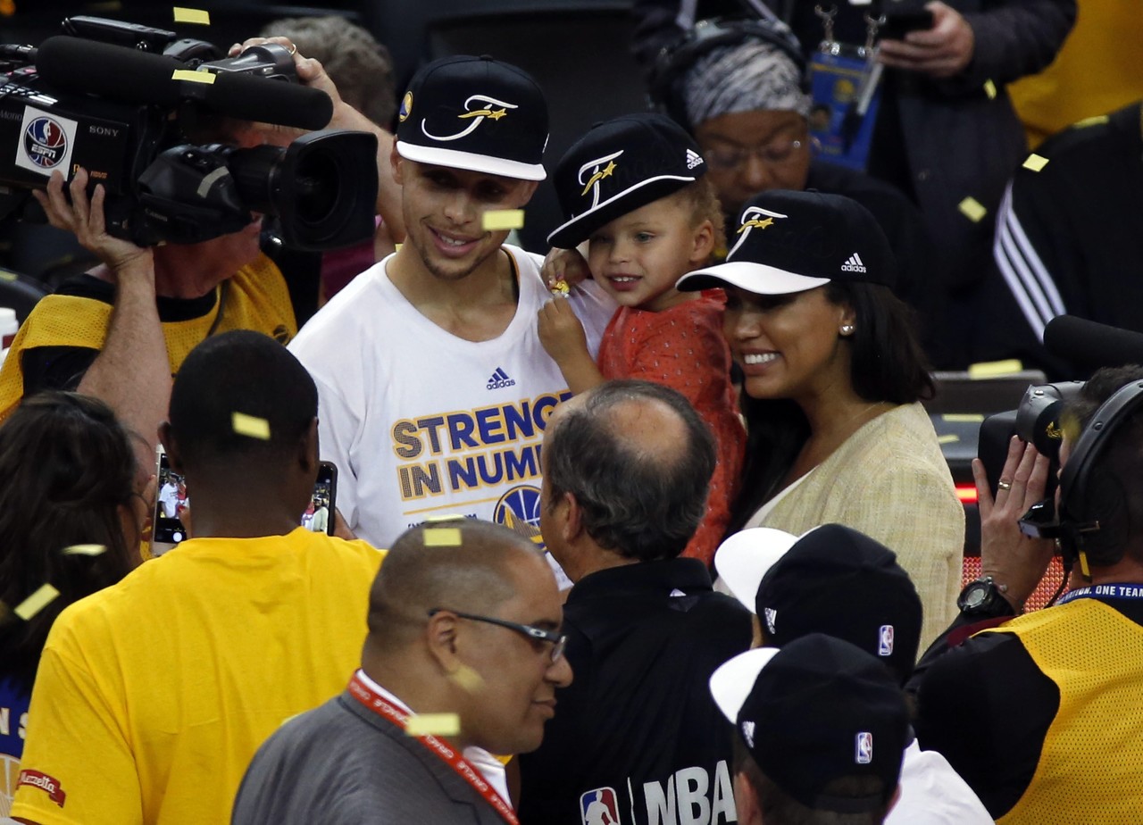 开云-夸梅：若我妻子上节目说库嫂这些话那直接拜拜 谁离不开谁啊？